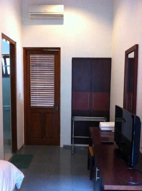 Hotel Graha Kinasih Kotabaru Yogyakarta Exterior photo
