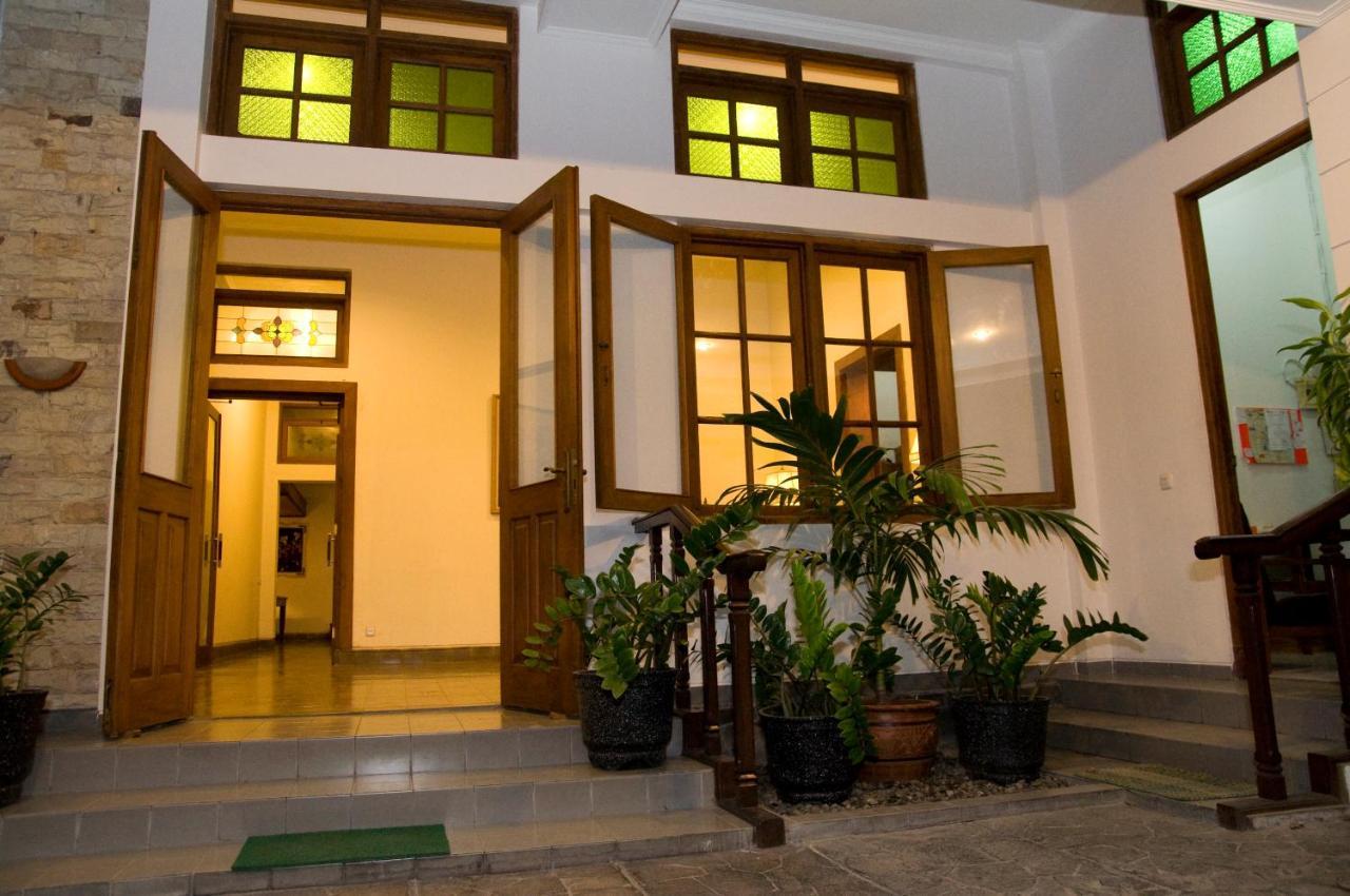 Hotel Graha Kinasih Kotabaru Yogyakarta Exterior photo